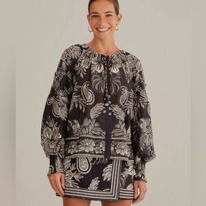 FARM RIO x ANTHROPOLOGIE Long Sleeve V Neck Black White Blouse Size Large L